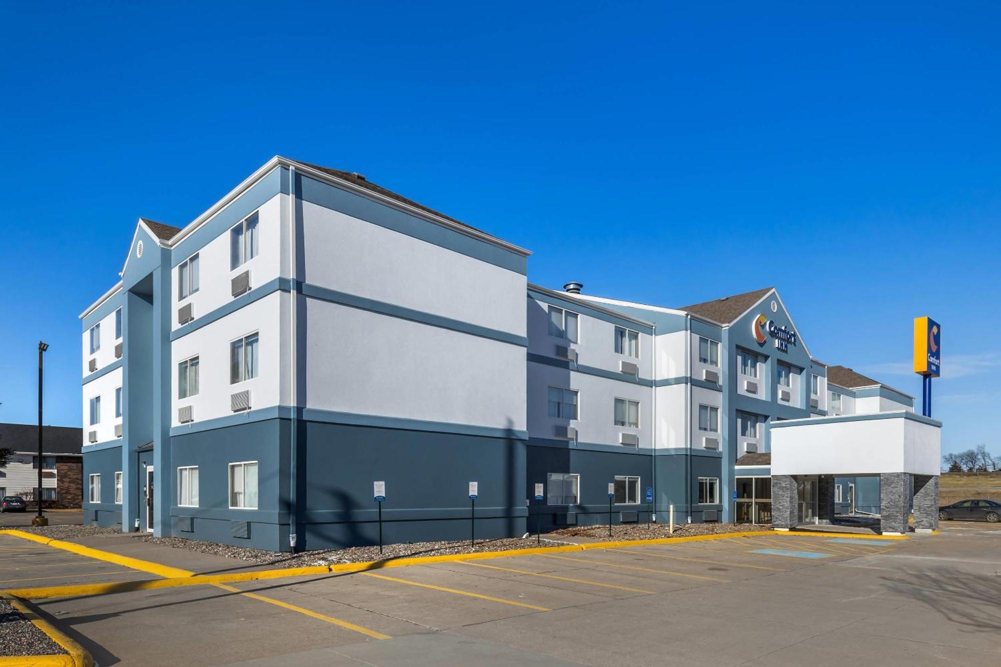 Comfort Inn Davenport East - Bettendorf Dış mekan fotoğraf